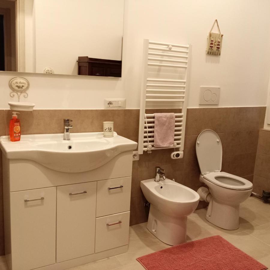 הוילה ג'נובה La Corte Di Paola 1 E 2 מראה חיצוני תמונה