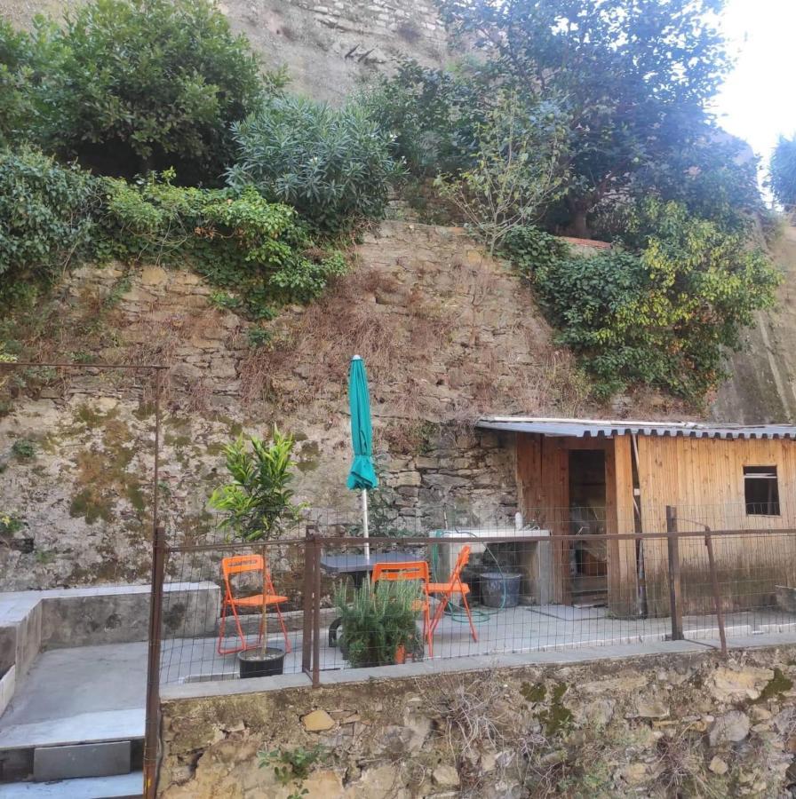 הוילה ג'נובה La Corte Di Paola 1 E 2 מראה חיצוני תמונה