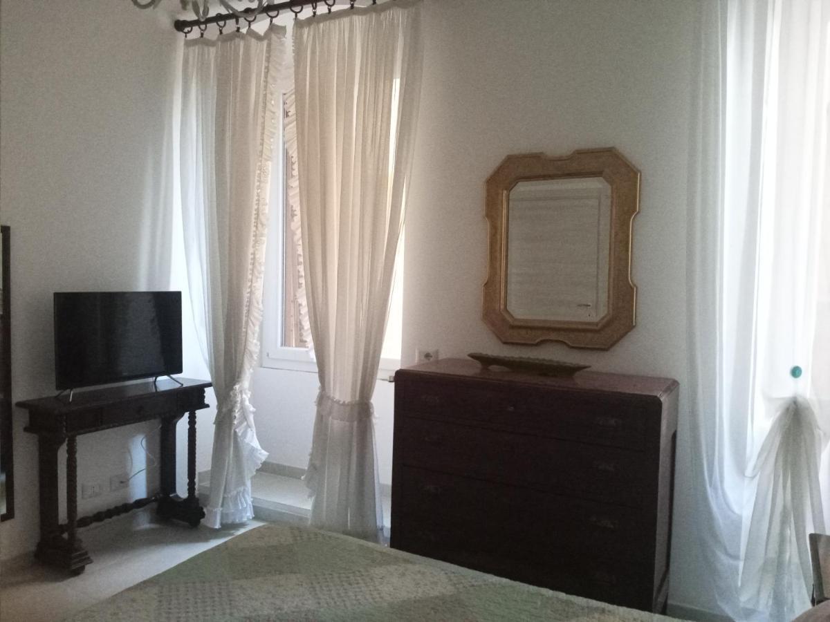 הוילה ג'נובה La Corte Di Paola 1 E 2 מראה חיצוני תמונה